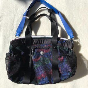 Lululemon Run On Duffel